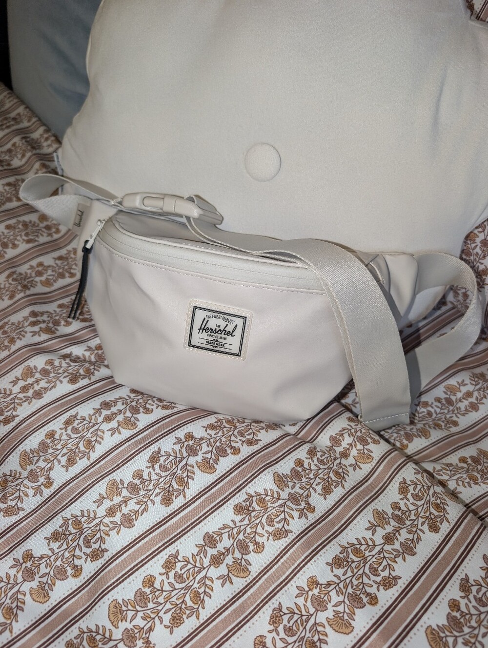 White Herschel Fanny Pack